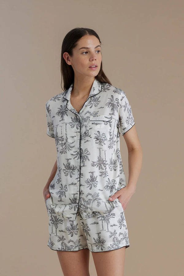 Pigiama donna in viscosa top a taglio uomo e pantalone corto articolo palma NOIDINOTTE