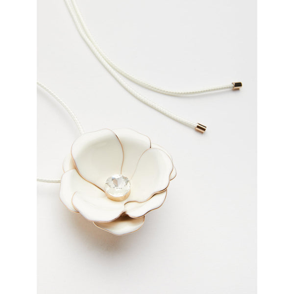 Collana con fiore di metallo smaltato - BIANCO MARELLA
