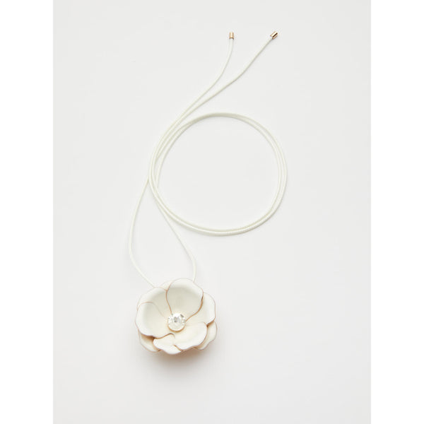 Collana con fiore di metallo smaltato - BIANCO MARELLA
